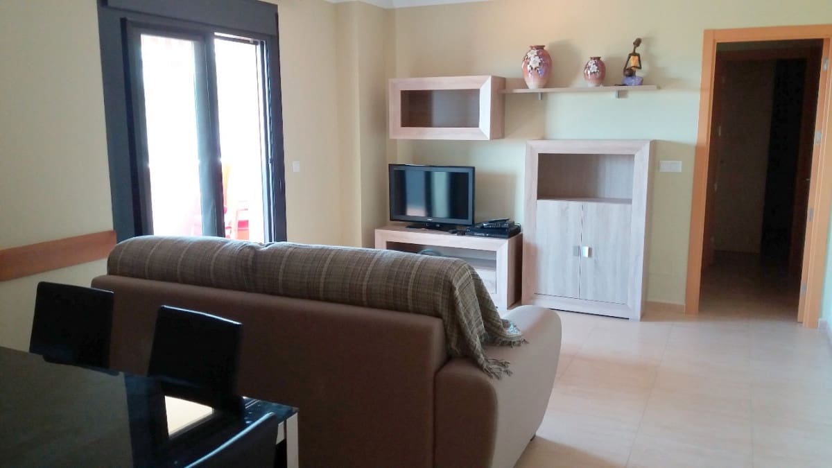 3 bedroom Flat for rent in Coin with pool garage - € 900 (Ref: 7725189)