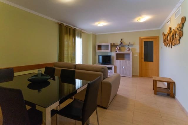 3 sypialnia Mieszkanie do wynajęcia w Coín z basenem garażem - 900 € (Ref: 7725189)