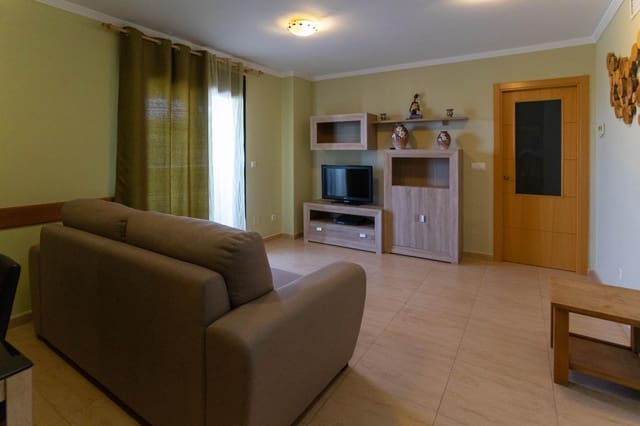 3 sypialnia Mieszkanie do wynajęcia w Coín z basenem garażem - 900 € (Ref: 7725189)