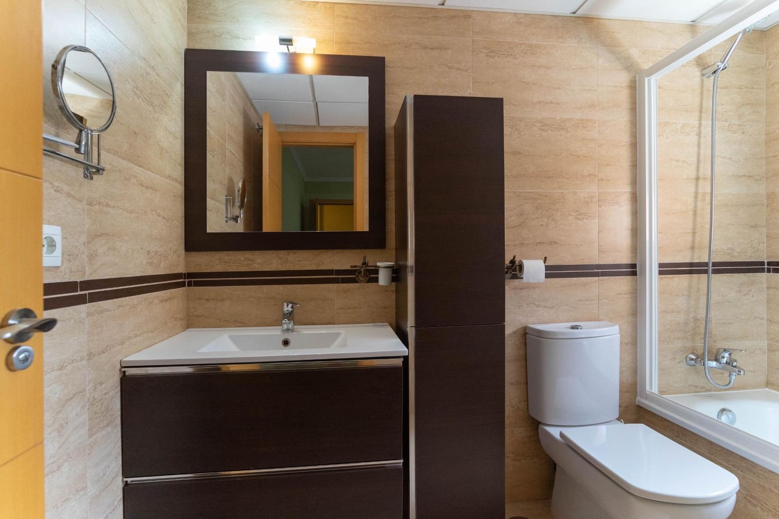 3 soveværelse Lejlighed til leje i Coin med swimmingpool garage - € 900 (Ref: 7725189)