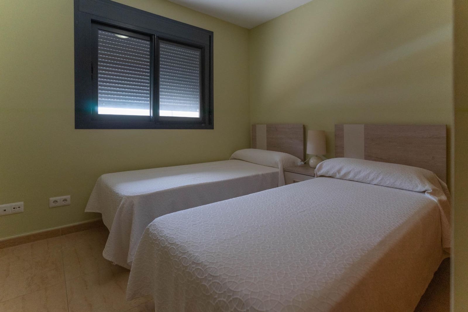 3 soveværelse Lejlighed til leje i Coin med swimmingpool garage - € 900 (Ref: 7725189)