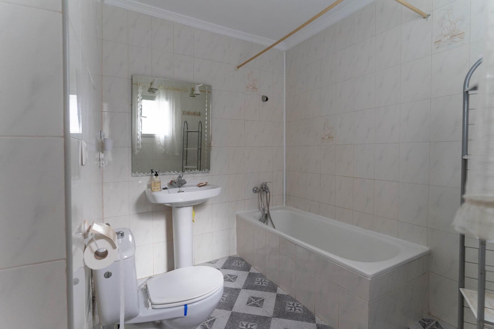 2 Zimmer Penthouse zu vermieten in Alhaurin el Grande - 750 € (Ref: 7913149)