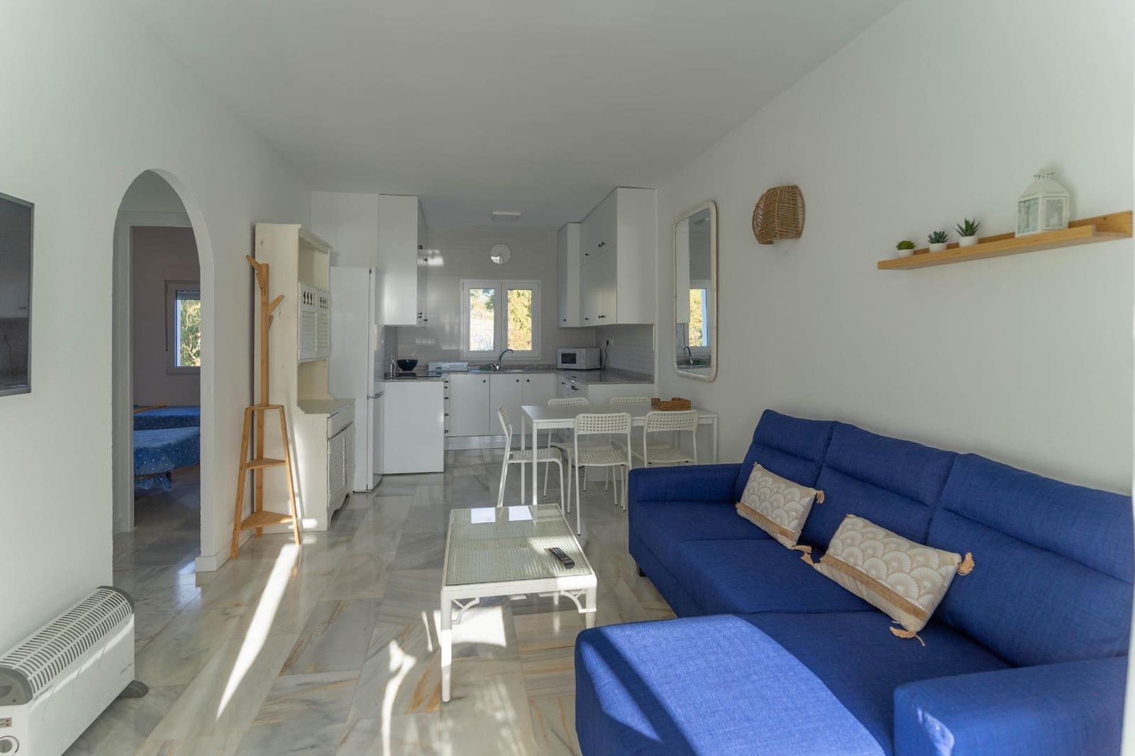 2 soverom Leilighet til leie i Mijas med svømmebasseng - € 950 (Ref: 8010330)