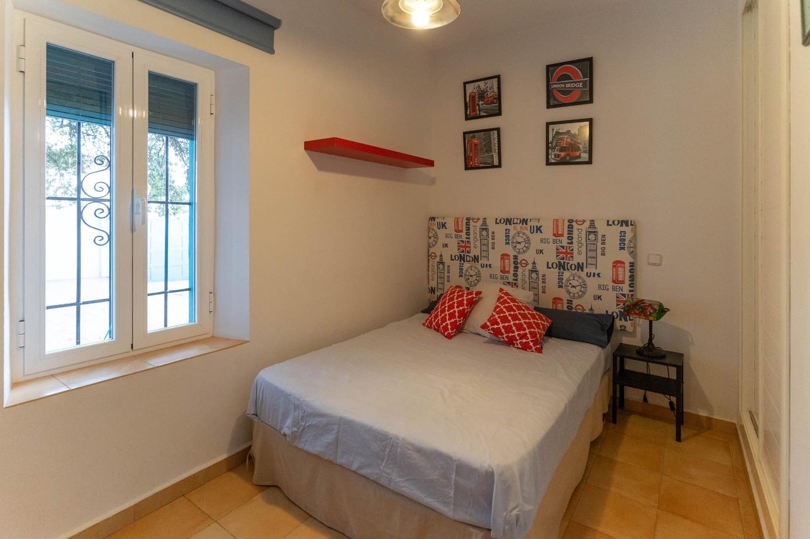 4 makuuhuone Huvila myytävänä paikassa Alhaurin el Grande mukana uima-altaan - 645 000 € (Ref: 8017024)