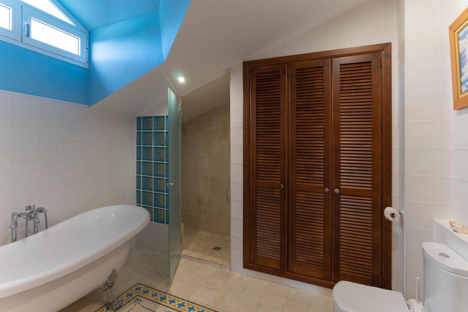 4 makuuhuone Huvila myytävänä paikassa Alhaurin el Grande mukana uima-altaan - 645 000 € (Ref: 8017024)