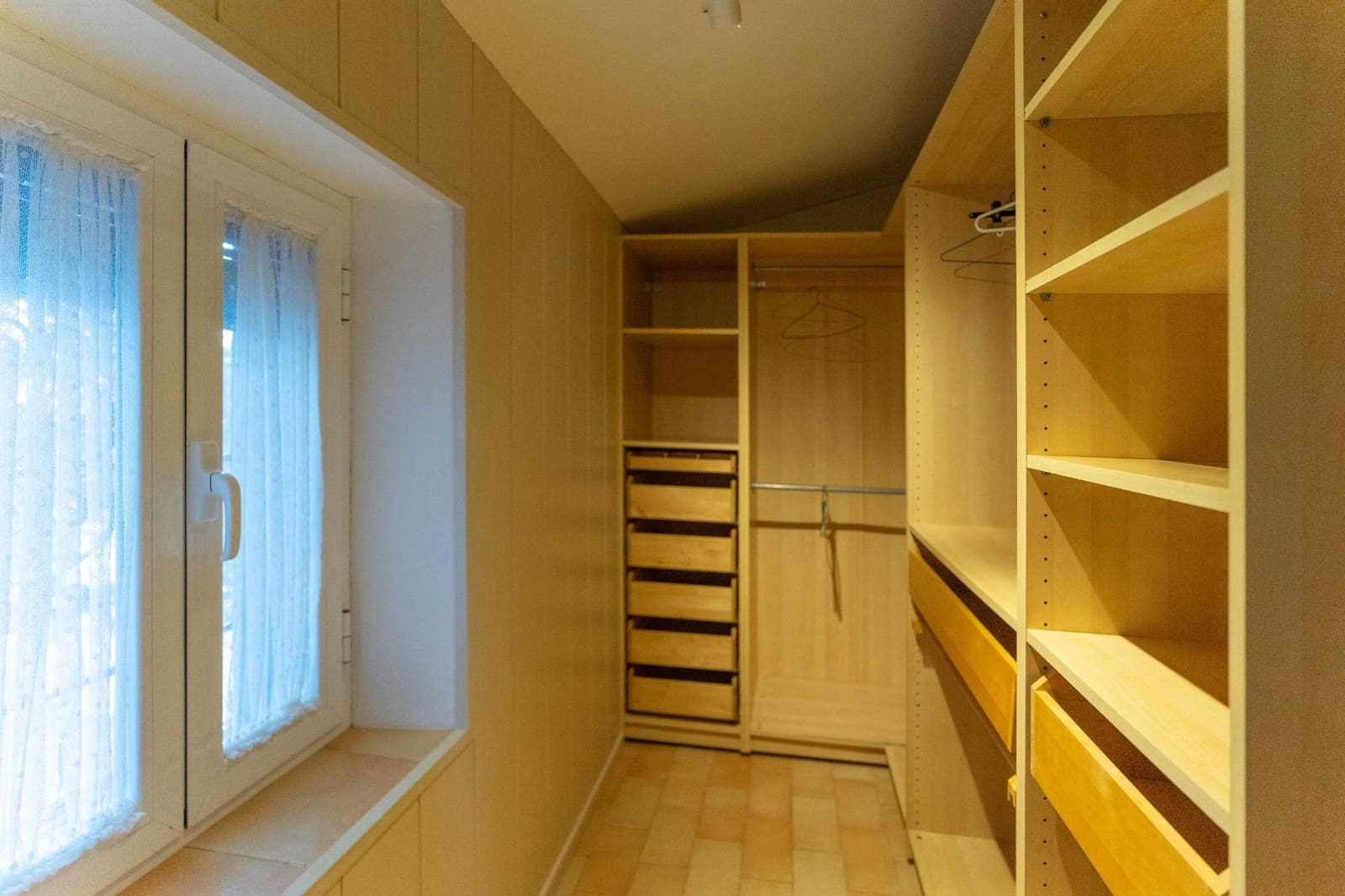 4 makuuhuone Huvila myytävänä paikassa Alhaurin el Grande mukana uima-altaan - 645 000 € (Ref: 8017024)