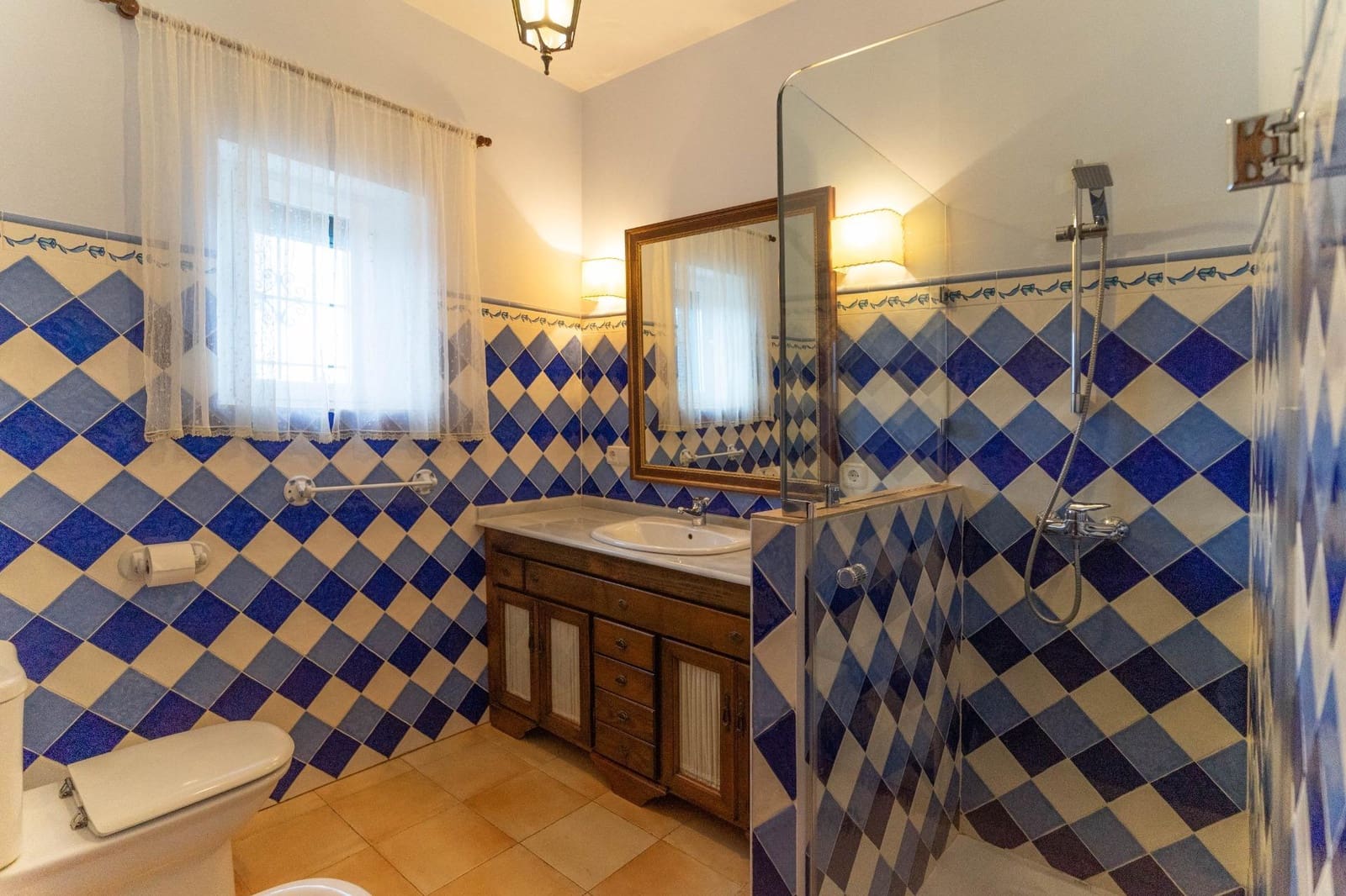 4 makuuhuone Huvila myytävänä paikassa Alhaurin el Grande mukana uima-altaan - 645 000 € (Ref: 8017024)