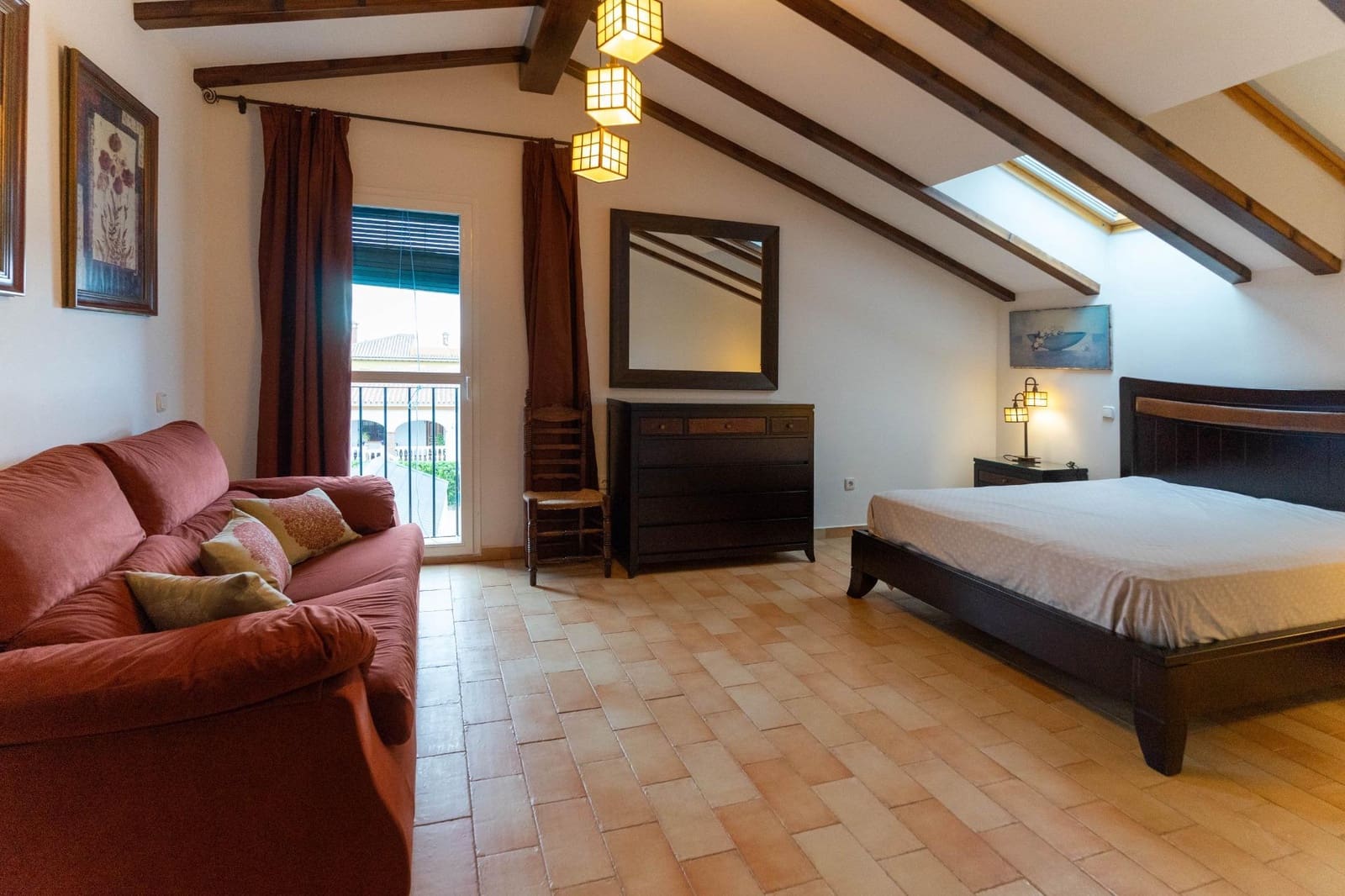 4 makuuhuone Huvila myytävänä paikassa Alhaurin el Grande mukana uima-altaan - 645 000 € (Ref: 8017024)