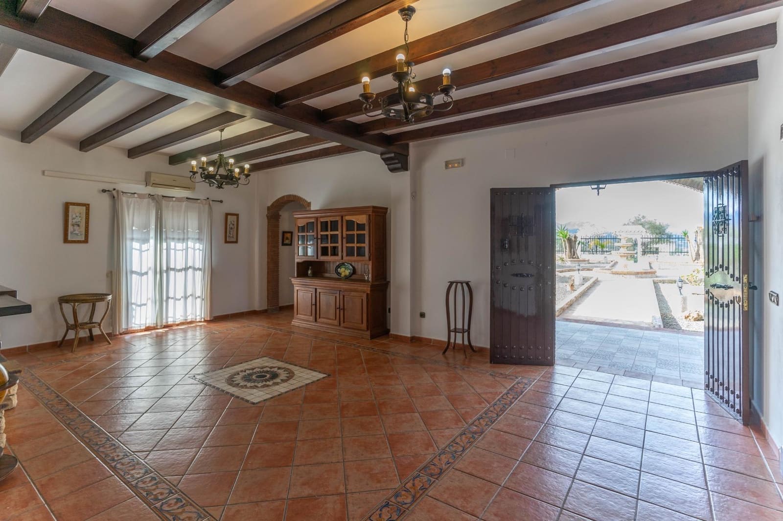 5 soveværelse Villa til leje i Alhaurin el Grande med swimmingpool - € 2.500 (Ref: 8100755)