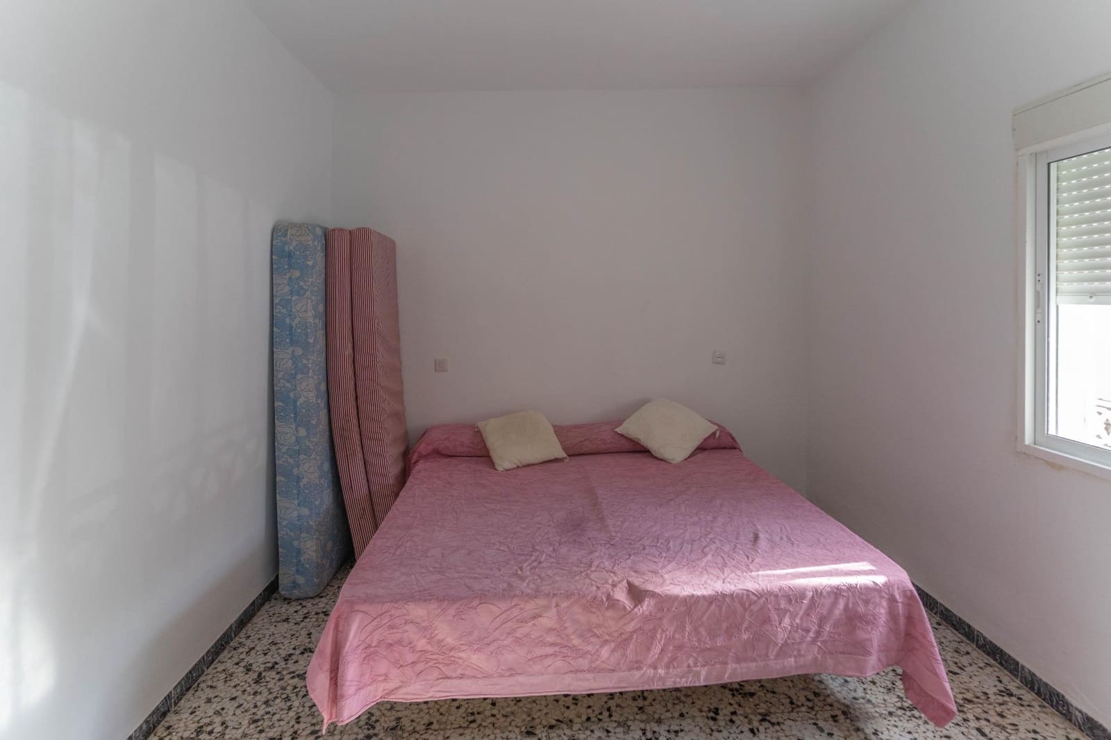 3 makuuhuone Huvila vuokrattavana paikassa Alhaurin el Grande mukana uima-altaan 
autotalli - 1 750 € (Ref: 8142749)