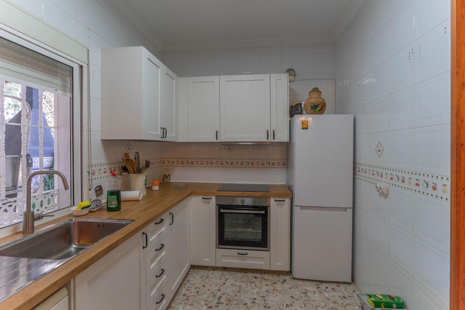 3 makuuhuone Huvila vuokrattavana paikassa Alhaurin el Grande mukana uima-altaan 
autotalli - 1 750 € (Ref: 8142749)