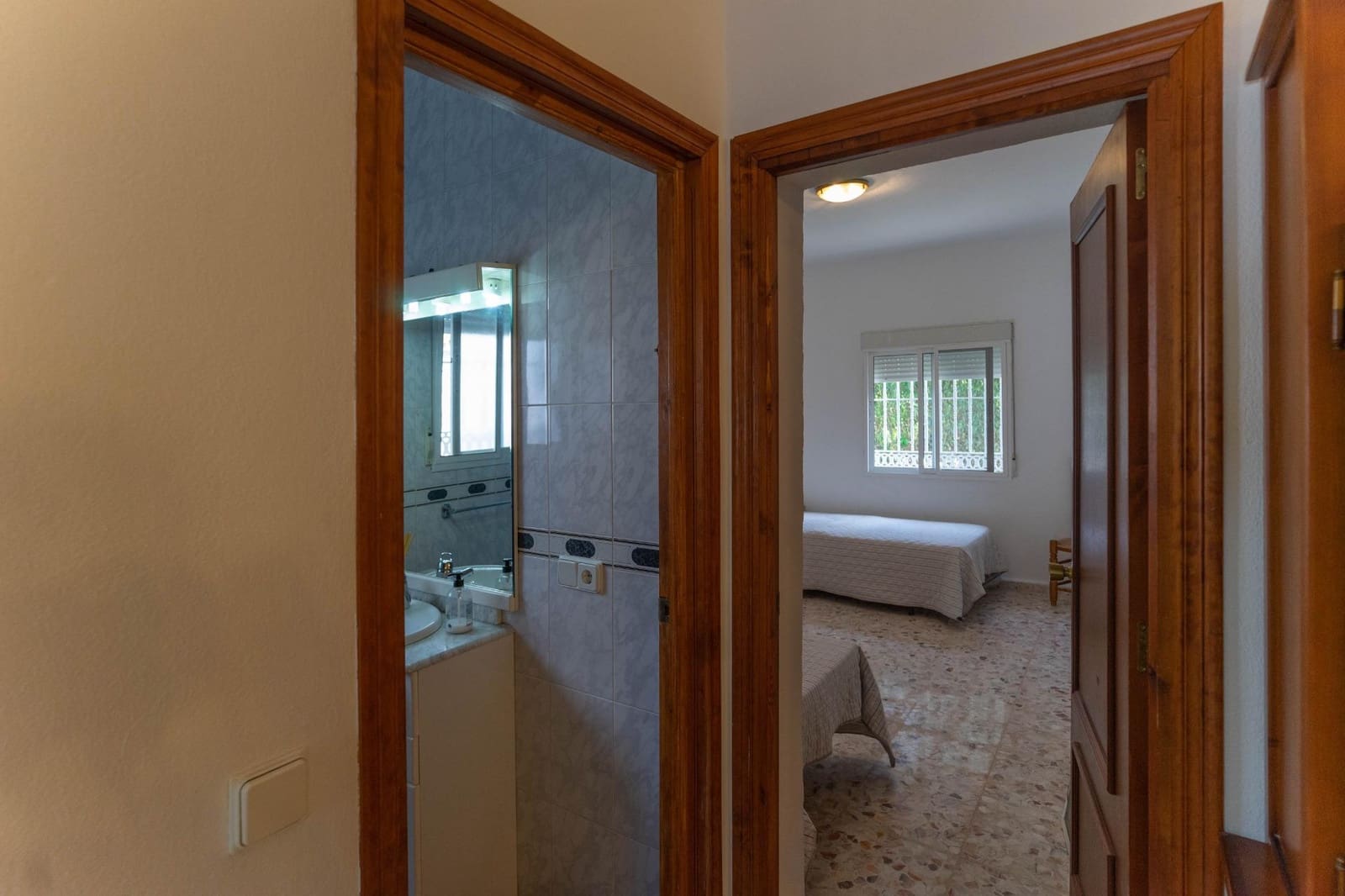 3 makuuhuone Huvila vuokrattavana paikassa Alhaurin el Grande mukana uima-altaan 
autotalli - 1 750 € (Ref: 8142749)