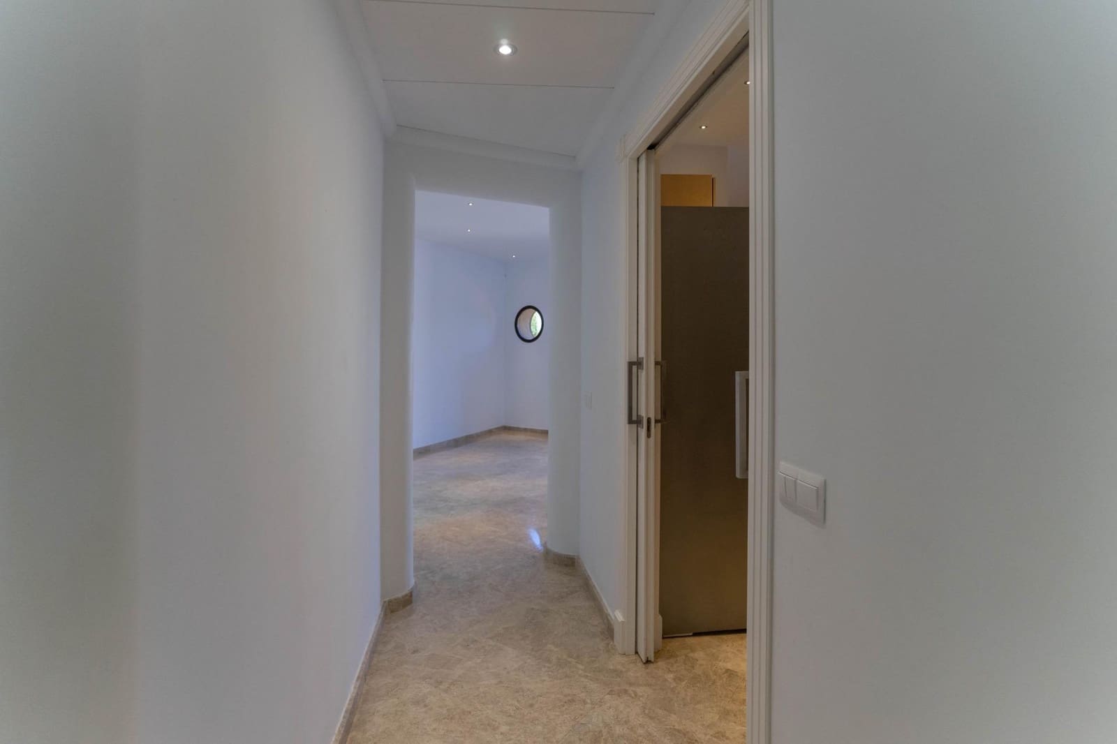 Villa/Maison de 5 chambres à louer à Alhaurin el Grande avec piscine garage - 3 500 € (Ref: 8242915)