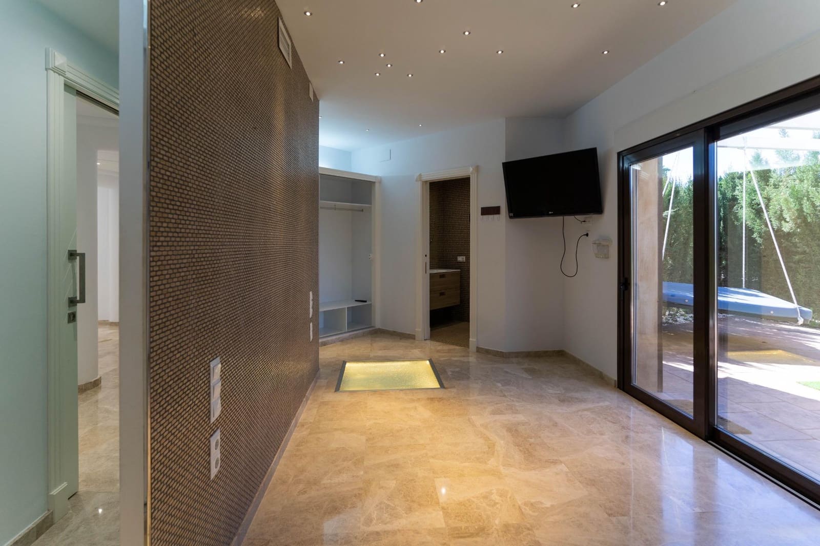 Villa/Maison de 5 chambres à louer à Alhaurin el Grande avec piscine garage - 3 500 € (Ref: 8242915)