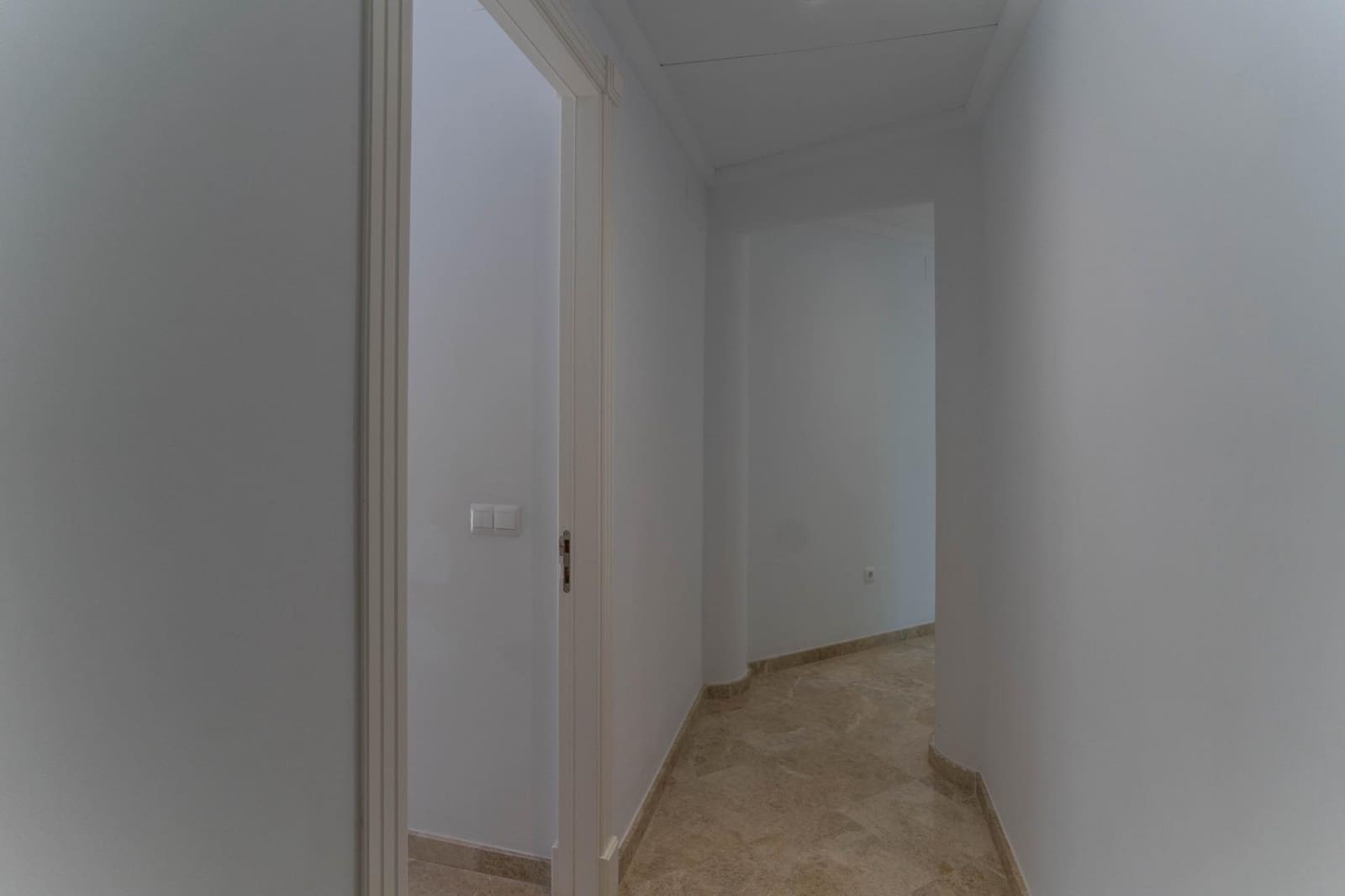 Villa/Maison de 5 chambres à louer à Alhaurin el Grande avec piscine garage - 3 500 € (Ref: 8242915)