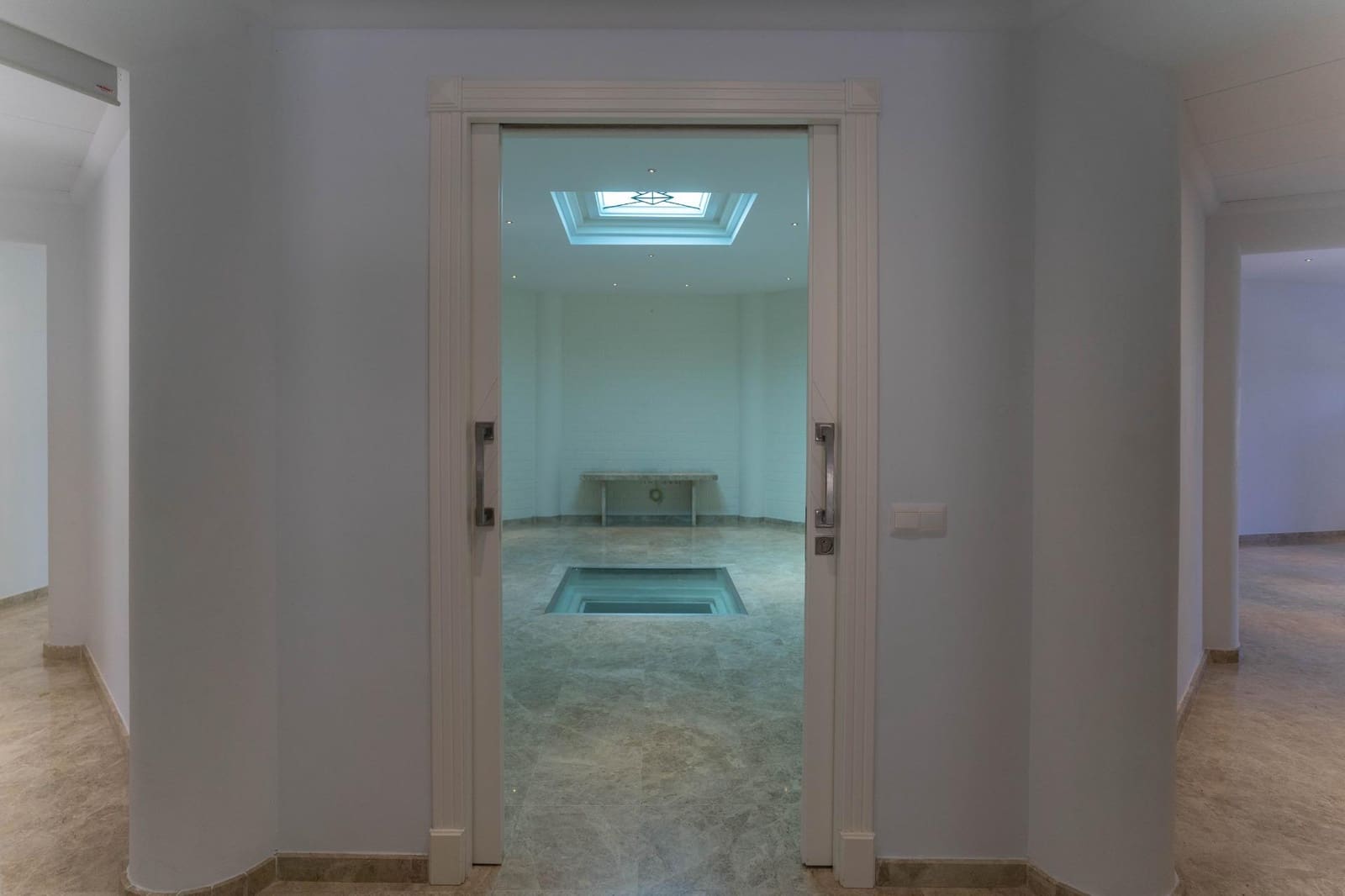 Villa/Maison de 5 chambres à louer à Alhaurin el Grande avec piscine garage - 3 500 € (Ref: 8242915)