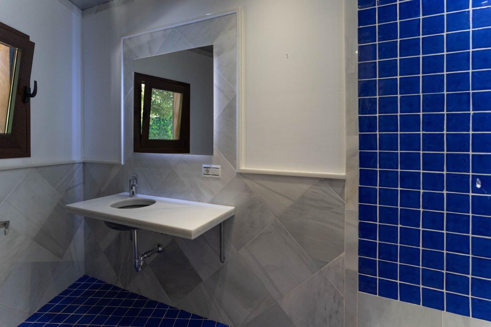 Villa/Maison de 5 chambres à louer à Alhaurin el Grande avec piscine garage - 3 500 € (Ref: 8242915)