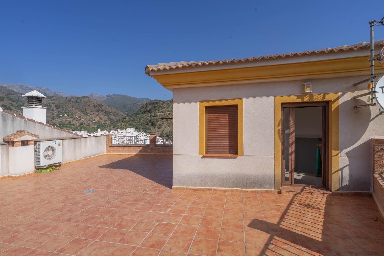 3 camera da letto Appartamento da affittare in Tolox - 700 € (Rif: 8327672)