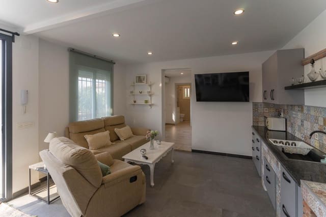 Chalet de 2 habitaciones en Pinos de Alhaurin, Alhaurín de la Torre en alquiler - 1.100 € (Ref: 8354360)