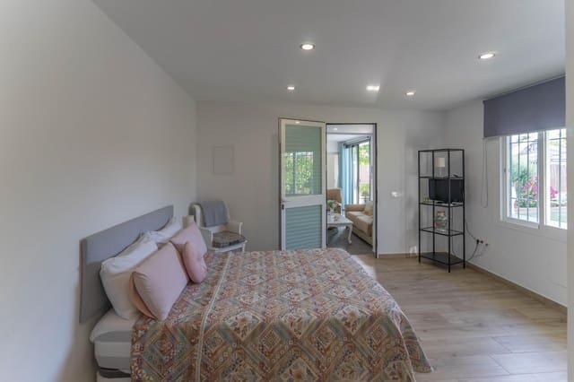Chalet de 2 habitaciones en Pinos de Alhaurin, Alhaurín de la Torre en alquiler - 1.100 € (Ref: 8354360)