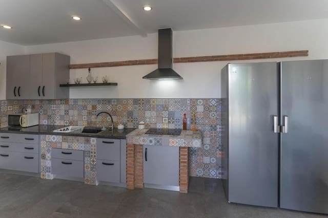 Chalet de 2 habitaciones en Pinos de Alhaurin, Alhaurín de la Torre en alquiler - 1.100 € (Ref: 8354360)