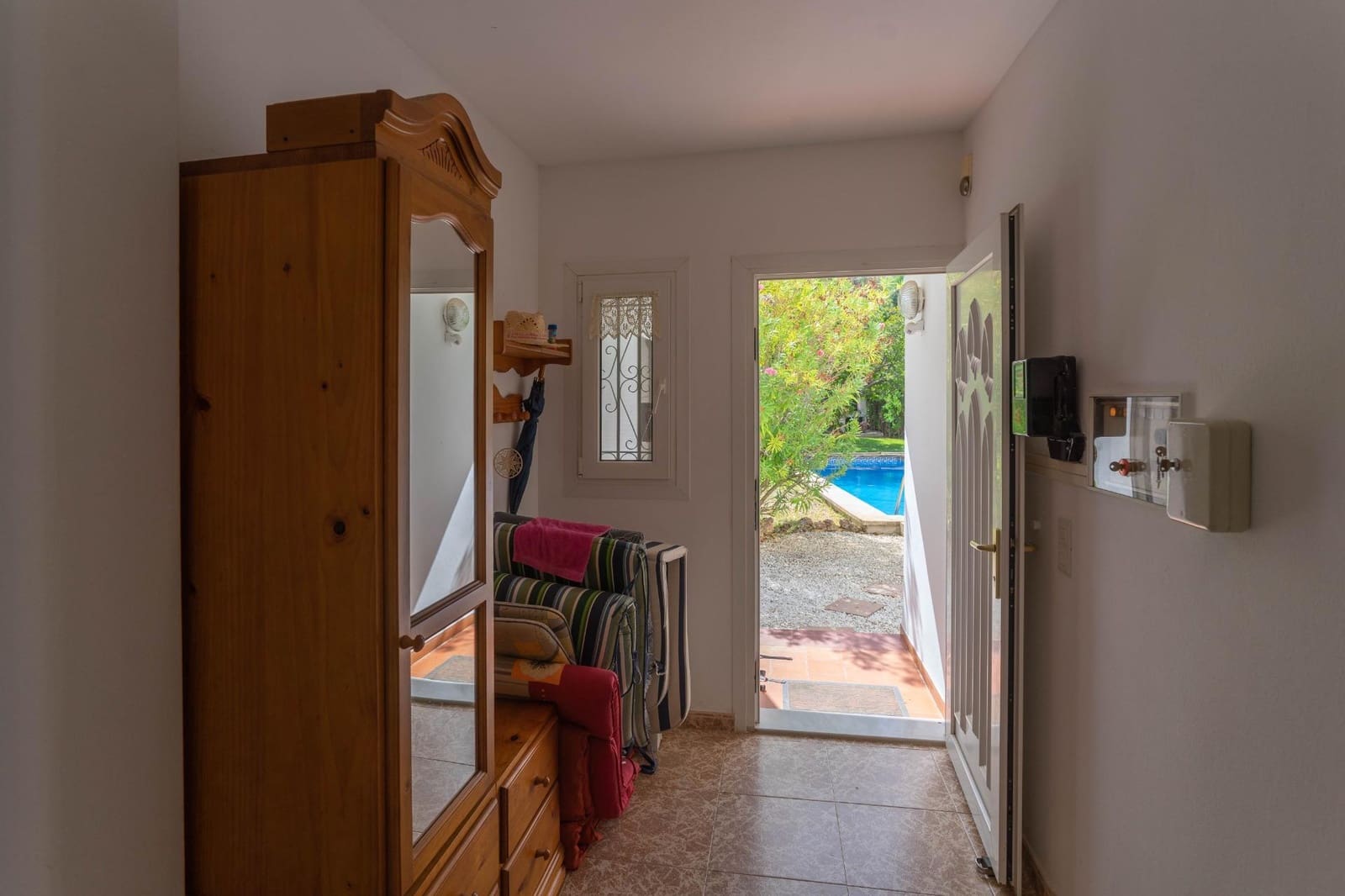 5 soveværelse Villa til salg i Alhaurin el Grande med swimmingpool garage - € 550.000 (Ref: 8514443)