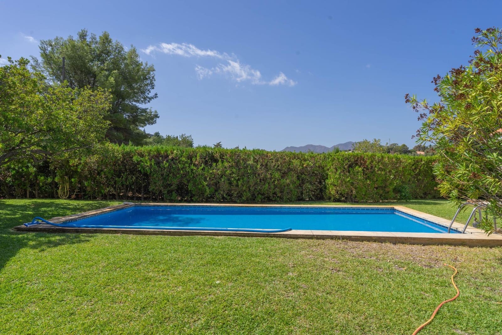 5 soveværelse Villa til salg i Alhaurin el Grande med swimmingpool garage - € 550.000 (Ref: 8514443)