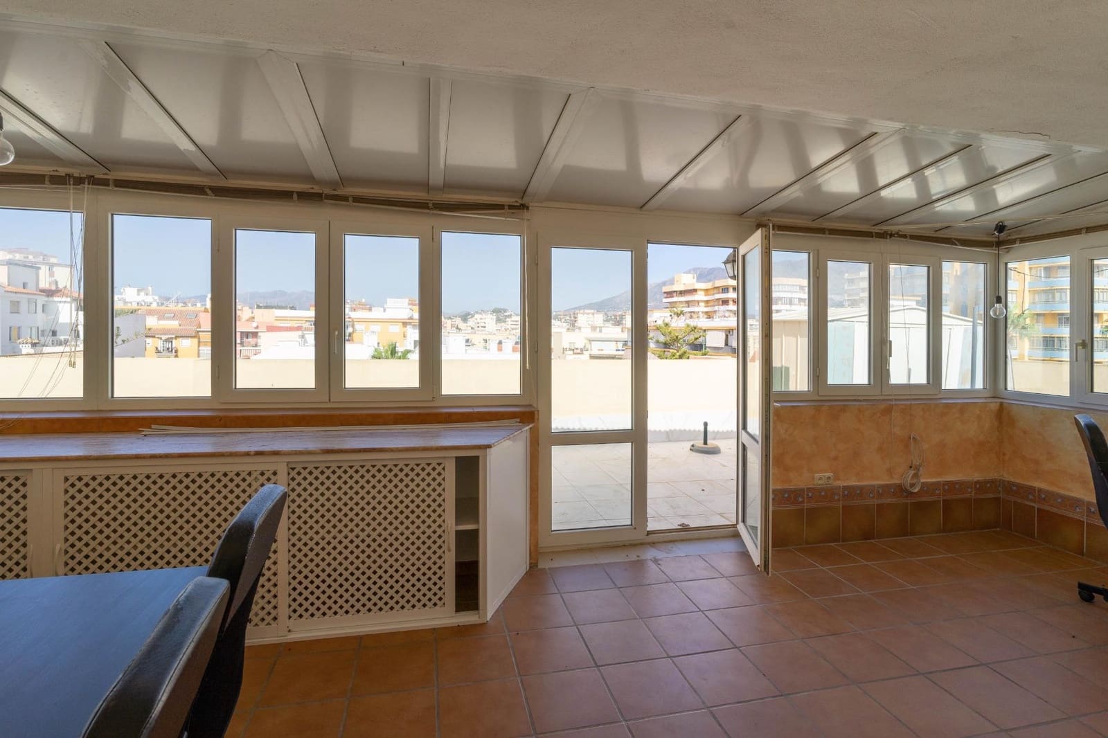 5 soveværelse Penthouse til leje i Fuengirola - € 3.000 (Ref: 8572486)