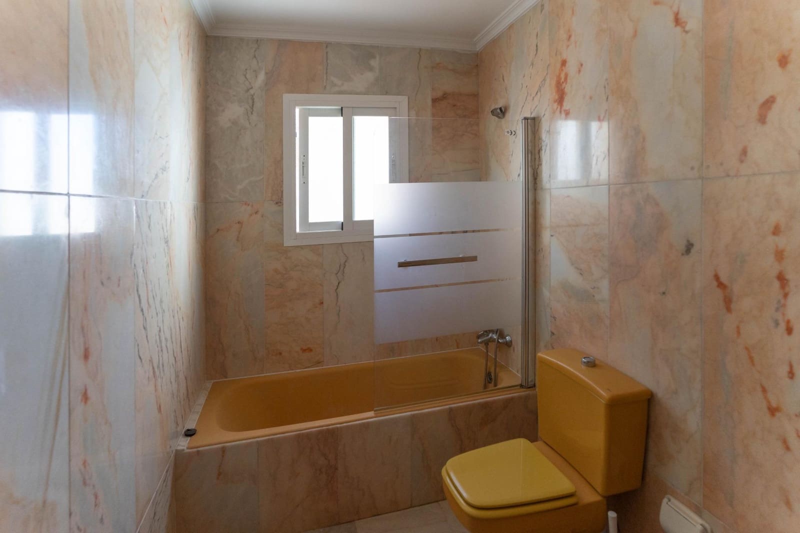 5 soveværelse Penthouse til leje i Fuengirola - € 3.000 (Ref: 8572486)