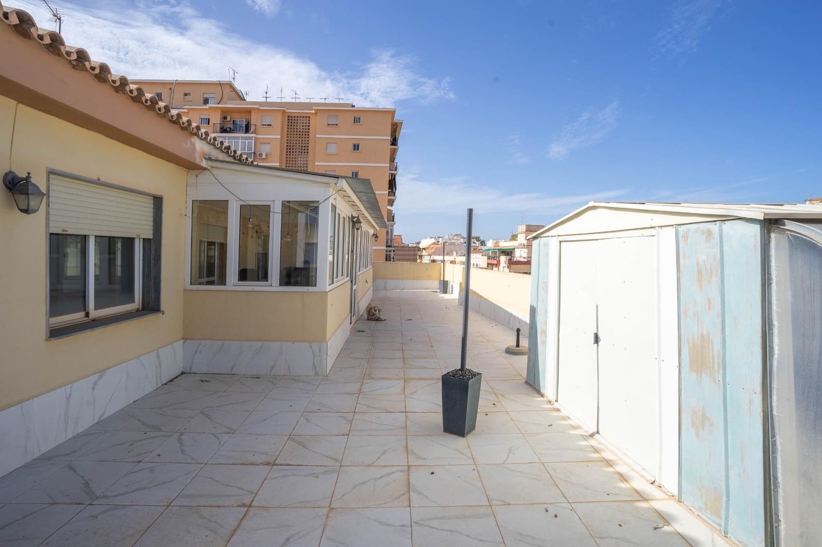 5 soveværelse Penthouse til leje i Fuengirola - € 3.000 (Ref: 8572486)