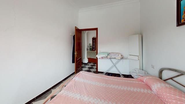 3 chambre Villa/Maison Mitoyenne à vendre à Coripe avec garage - 105 000 € (Ref: 8694143)