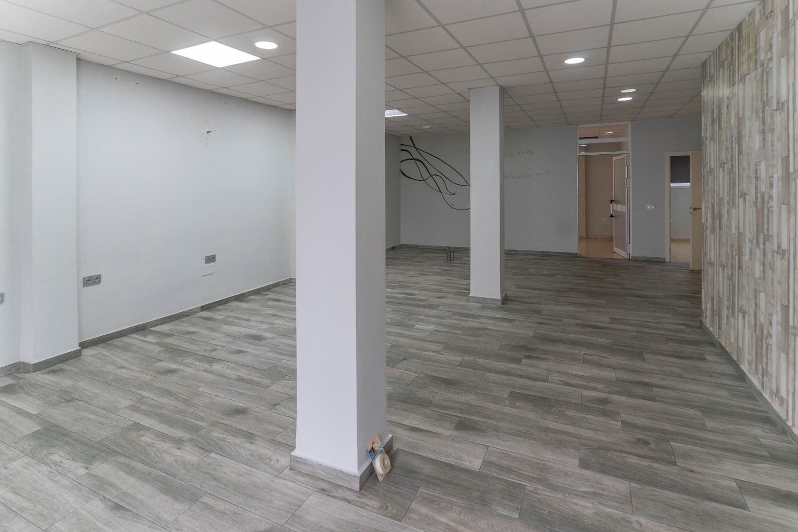 Erhverv til leje i Alhaurin el Grande - € 700 (Ref: 8706115)