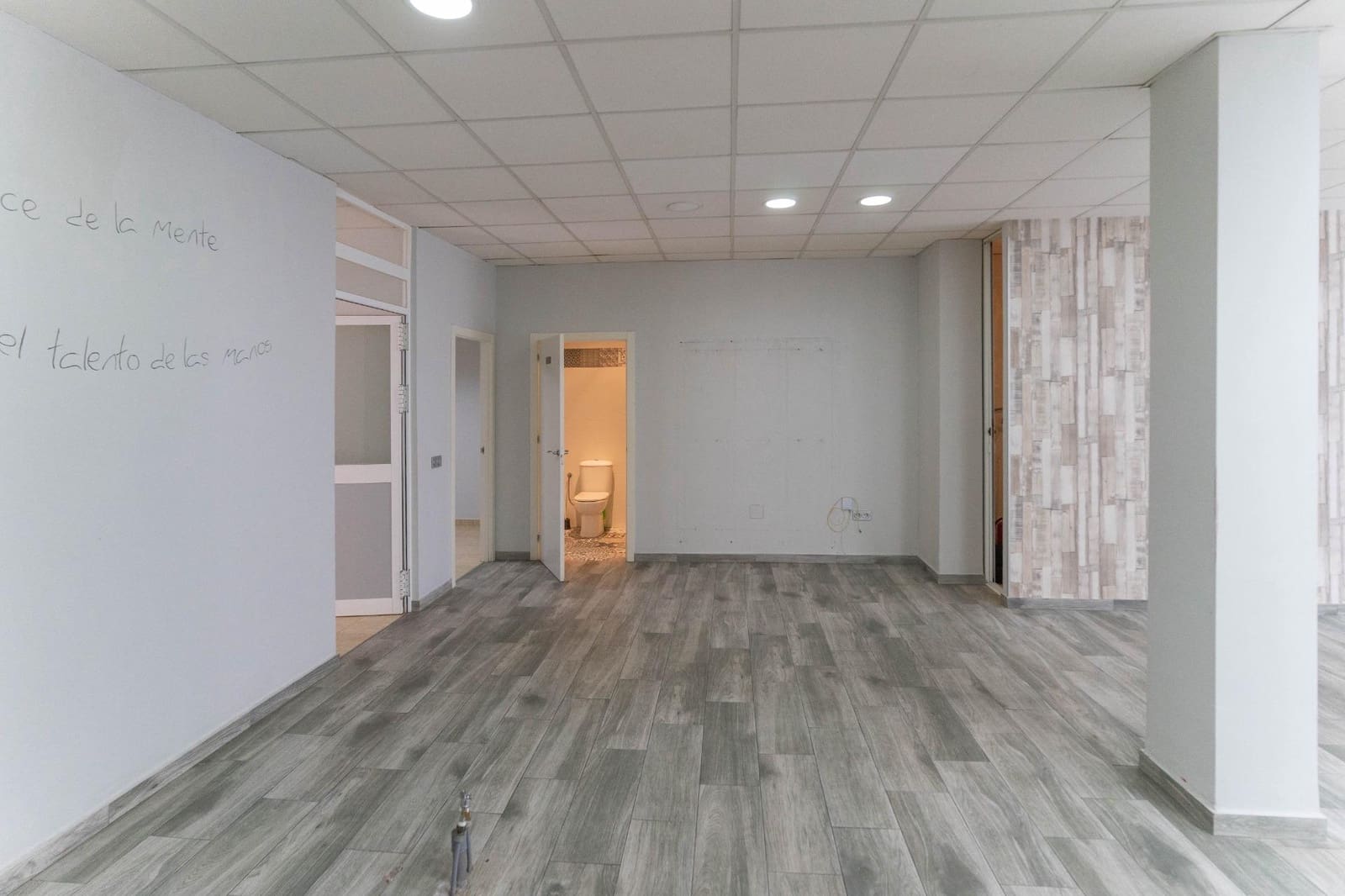 Erhverv til leje i Alhaurin el Grande - € 700 (Ref: 8706115)