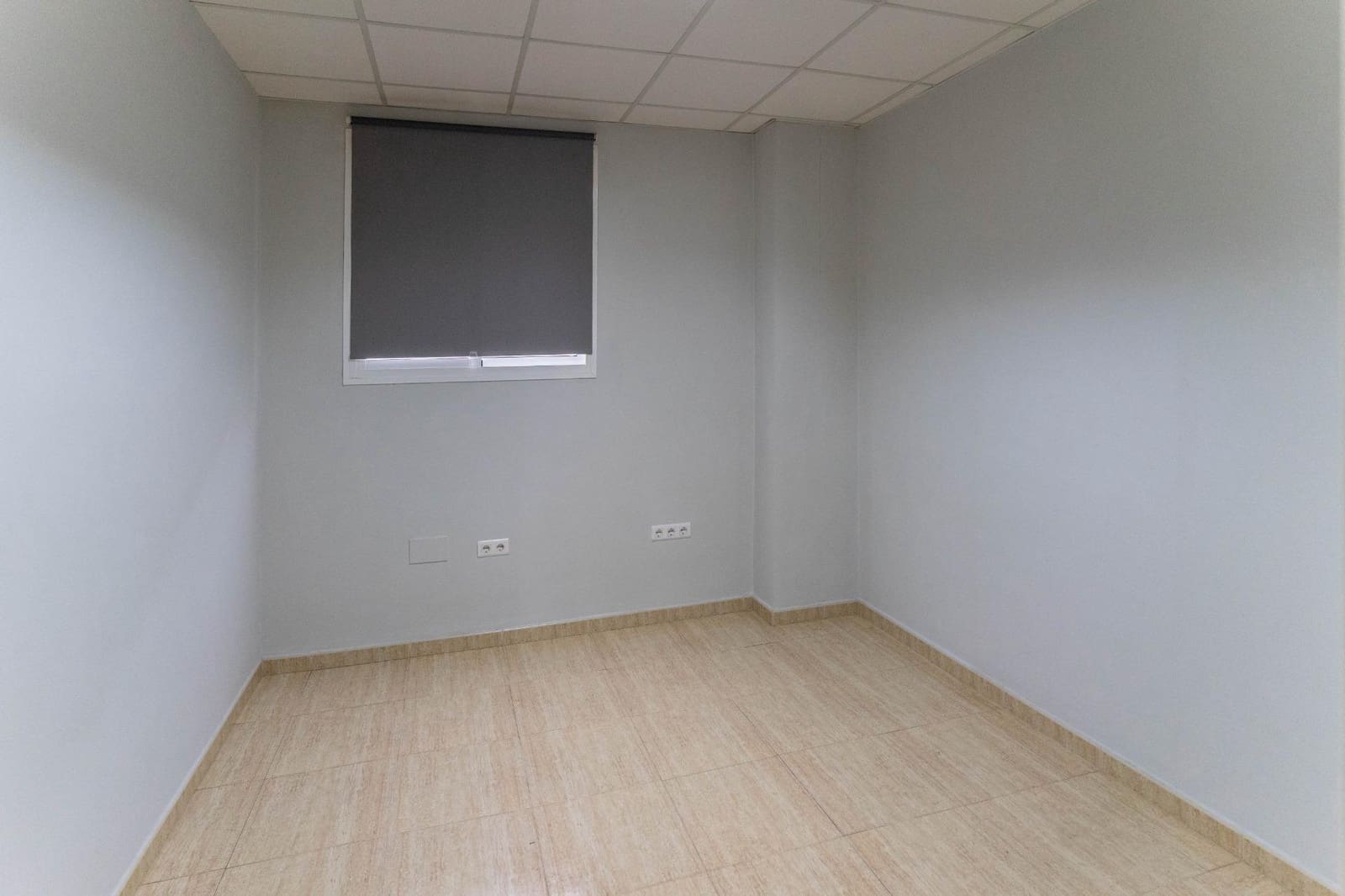 Erhverv til leje i Alhaurin el Grande - € 700 (Ref: 8706115)