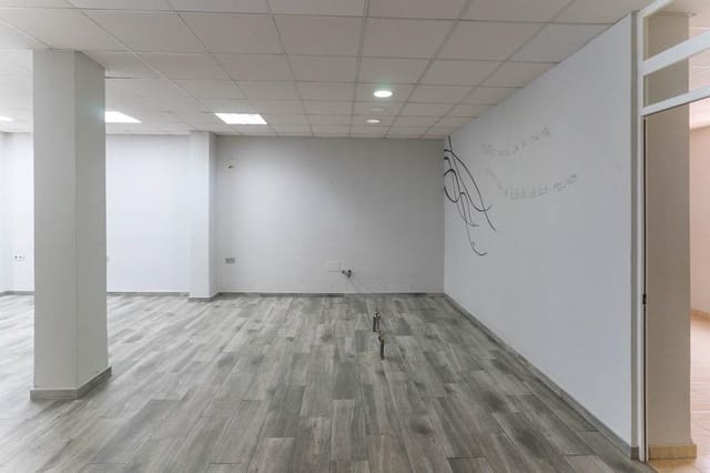 Erhverv til leje i Alhaurín el Grande - € 700 (Ref: 8706115)