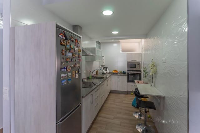 3 Zimmer Wohnung zu vermieten in Alhaurín el Grande - 900 € (Ref: 8838863)