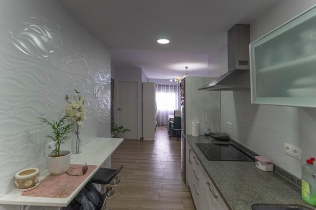 3 Zimmer Wohnung zu vermieten in Alhaurín el Grande - 900 € (Ref: 8838863)