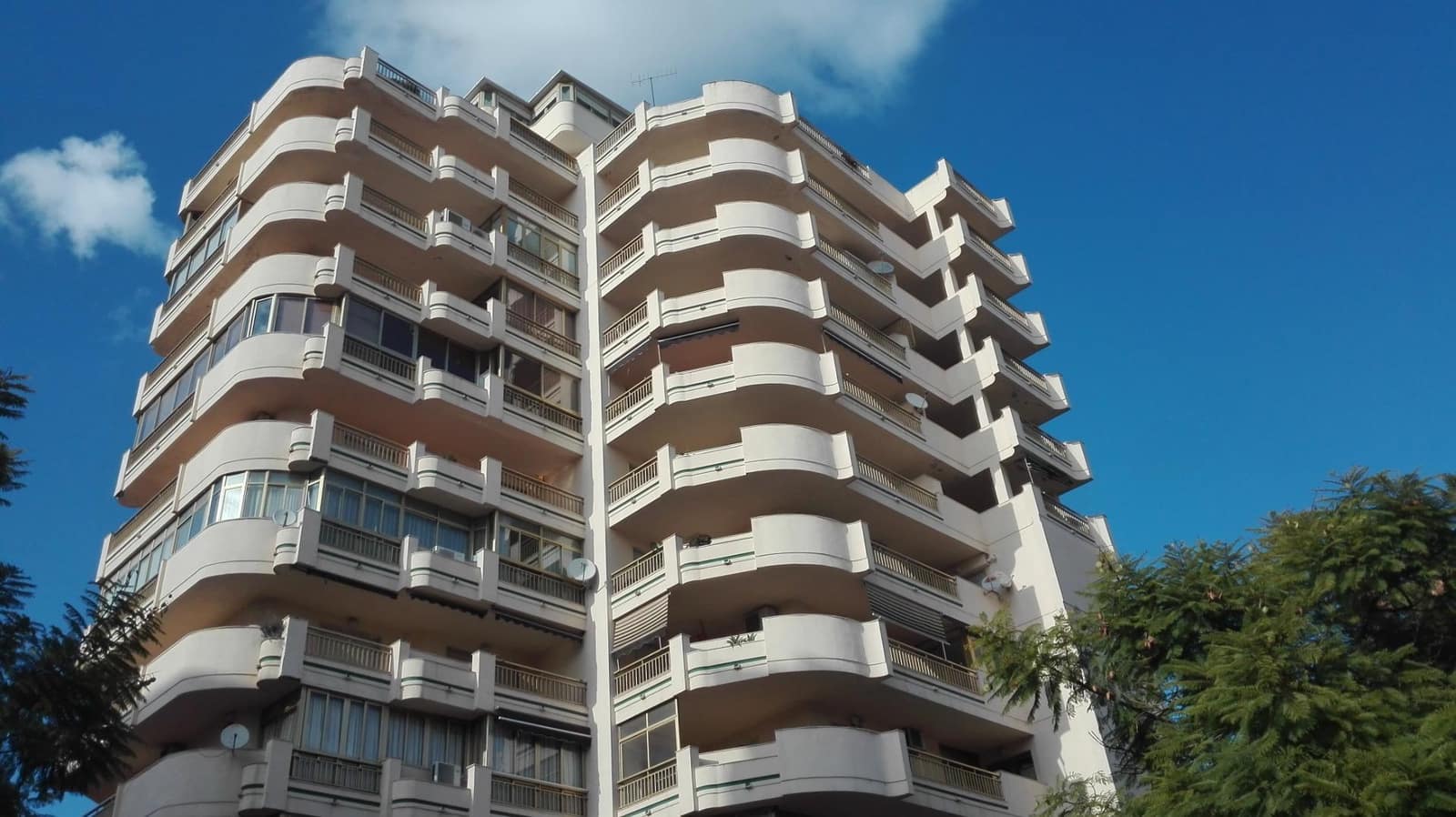 5 soveværelse Penthouse til leje i Fuengirola - € 4.000 (Ref: 8874700)