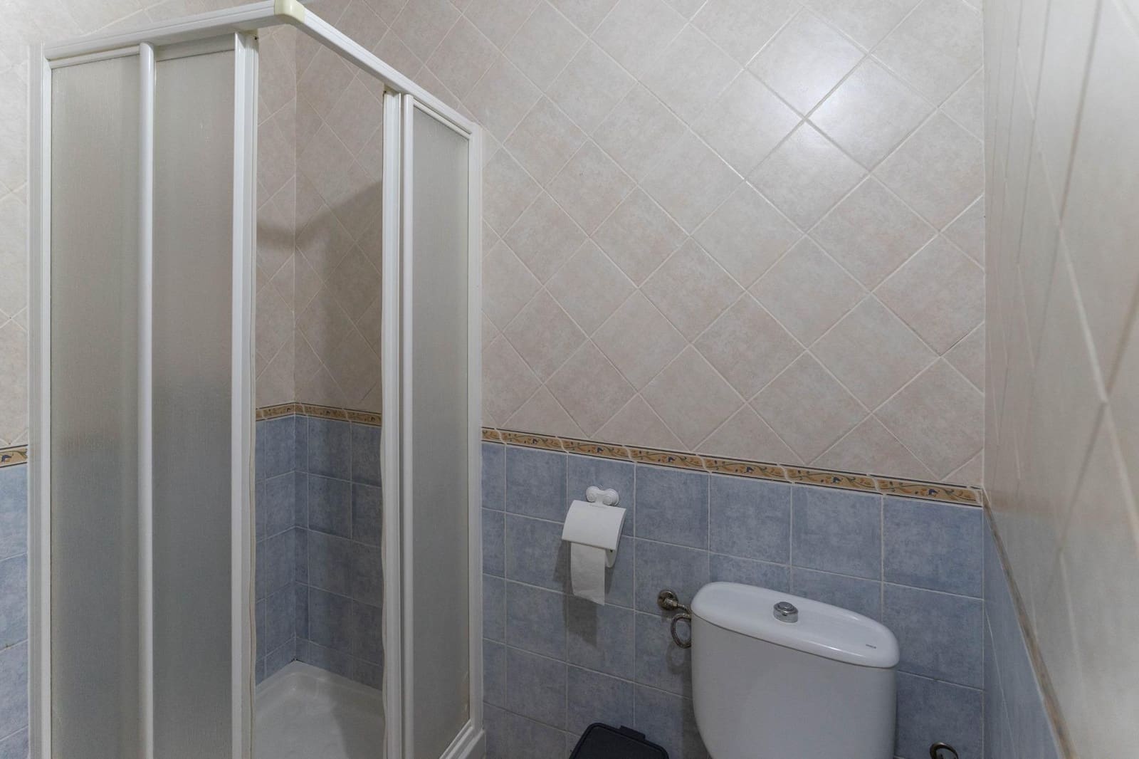 2 bedroom Flat for rent in Alhaurin el Grande - € 800 (Ref: 8902996)