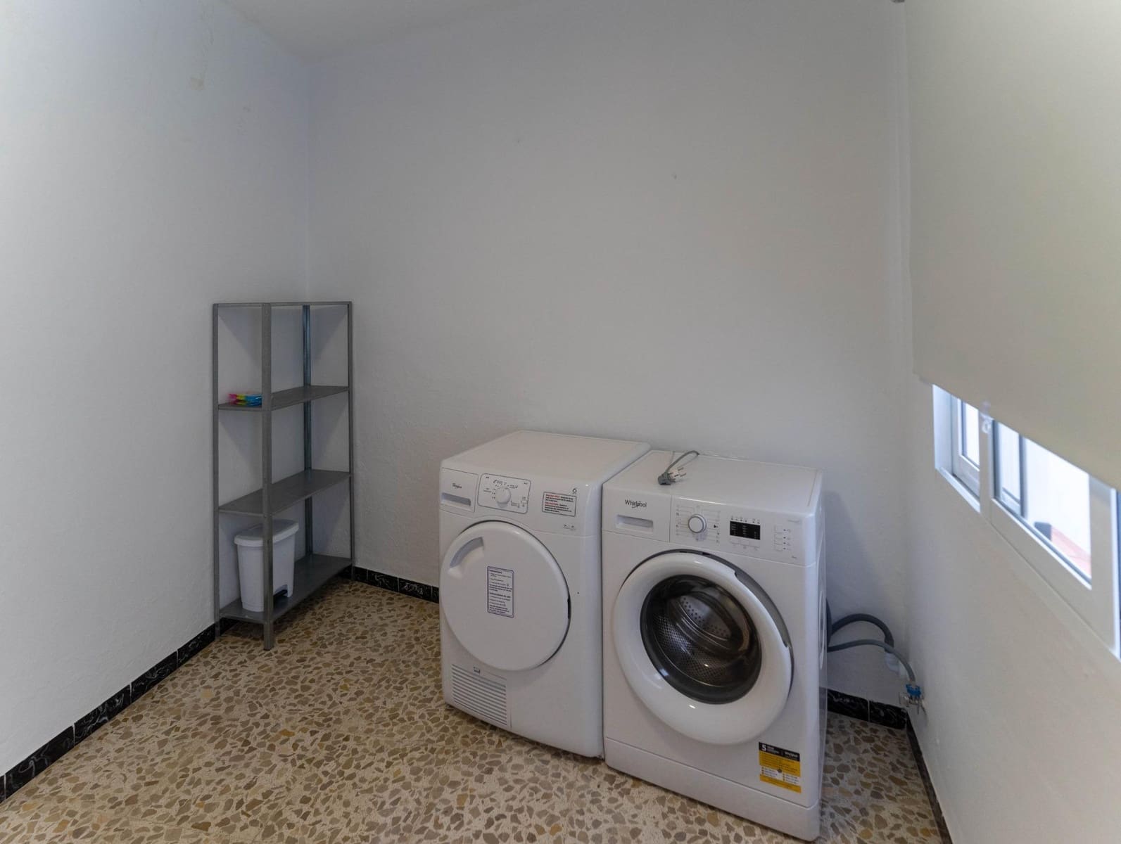 2 bedroom Flat for rent in Alhaurin el Grande - € 800 (Ref: 8902996)