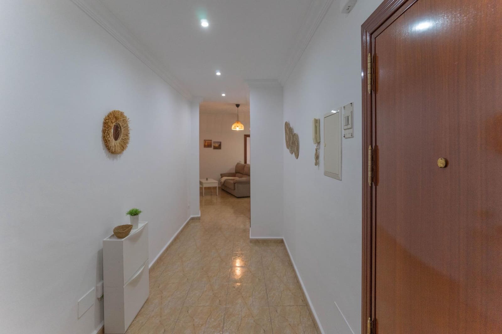 2 bedroom Flat for rent in Alhaurin el Grande - € 750 (Ref: 8970357)