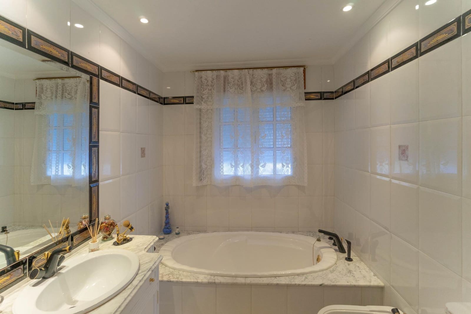 10 chambre Villa/Maison à vendre à Alhaurin el Grande avec piscine garage - 1 800 000 € (Ref: 9018241)