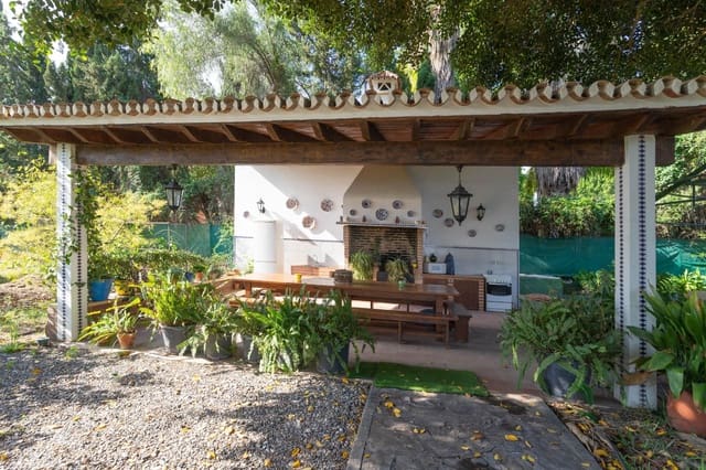 10 makuuhuone Huvila myytävänä paikassa Alhaurín el Grande mukana uima-altaan 
autotalli - 1 800 000 € (Ref: 9018241)