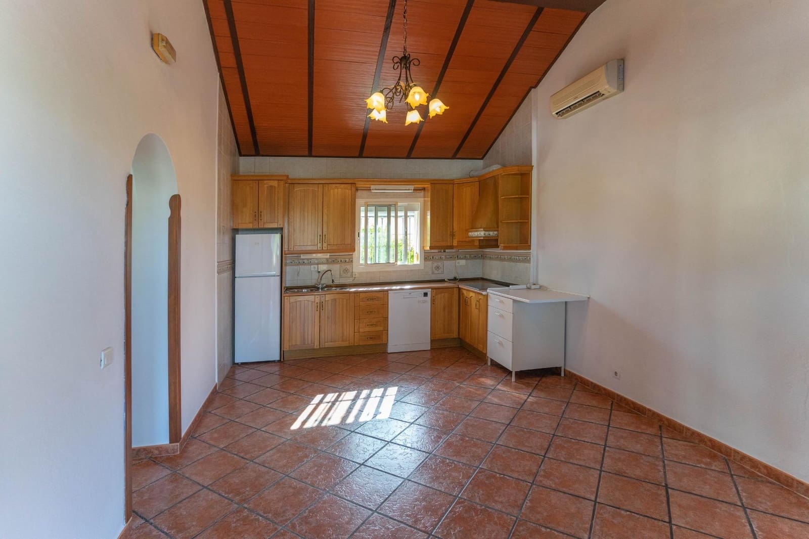 3 slaapkamer Villa te huur in Alhaurin el Grande met zwembad garage - € 1.600 (Ref: 9114099)