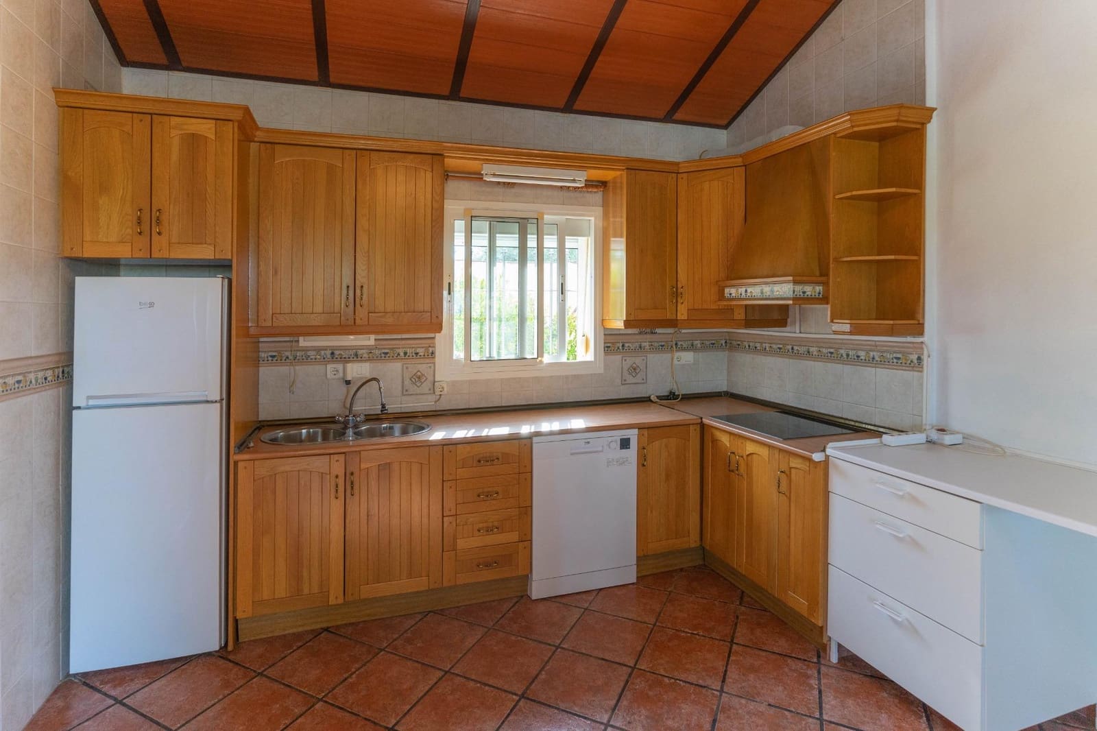 3 slaapkamer Villa te huur in Alhaurin el Grande met zwembad garage - € 1.600 (Ref: 9114099)