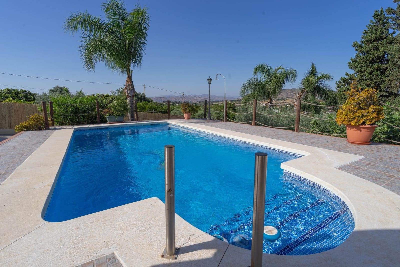 3 slaapkamer Villa te huur in Alhaurin el Grande met zwembad garage - € 1.600 (Ref: 9114099)