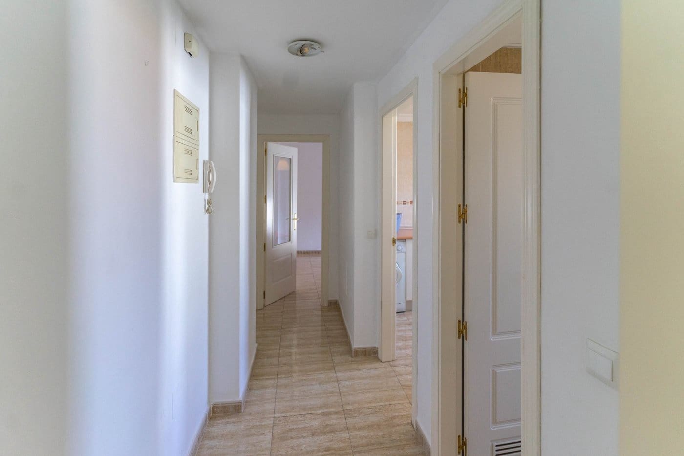 3 soveværelse Lejlighed til salg i Alhaurin el Grande med swimmingpool garage - € 240.000 (Ref: 9206797)