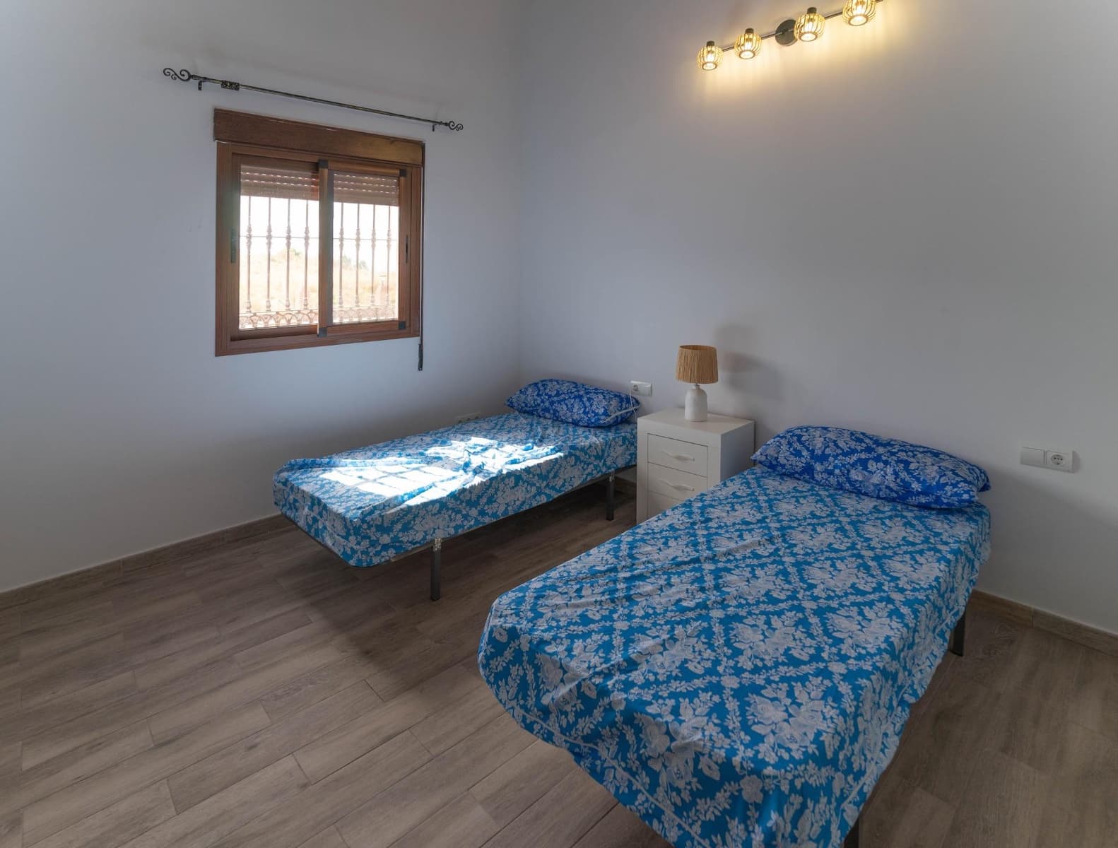 3 sypialnia Willa do wynajęcia w Alhaurin el Grande z basenem - 1 800 € (Ref: 9230474)