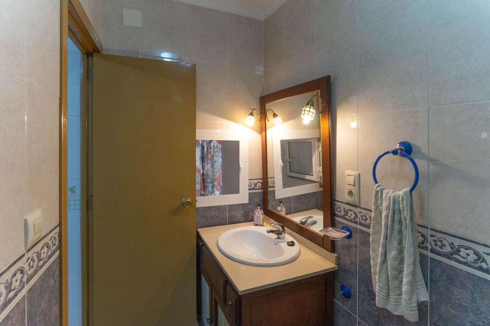 4 sypialnia Dom szeregowy na sprzedaż w Yunquera - 100 000 € (Ref: 9341194)