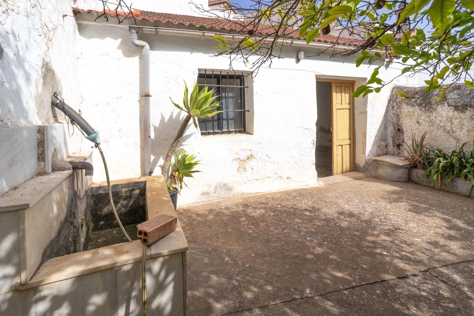 4 sypialnia Dom szeregowy na sprzedaż w Yunquera - 100 000 € (Ref: 9341194)